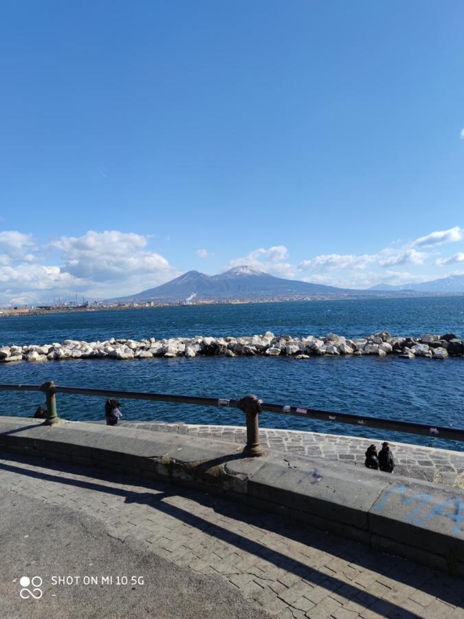 Borgo Santa Lucia Apartment Napoli Eksteriør bilde