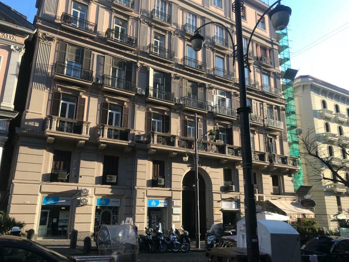 Borgo Santa Lucia Apartment Napoli Eksteriør bilde